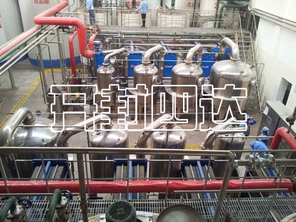 多效蒸發(fā)器2.jpg 多效蒸發(fā)器2.jpg